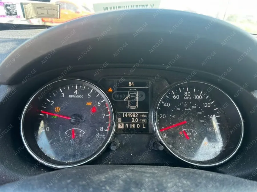 Nissan Rogue 2015 — photo 2