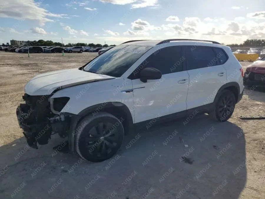 Volkswagen Taos