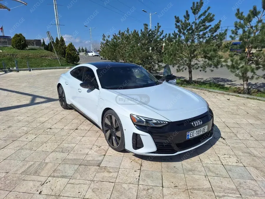 Audi Rs-Series 2023 — photo 2
