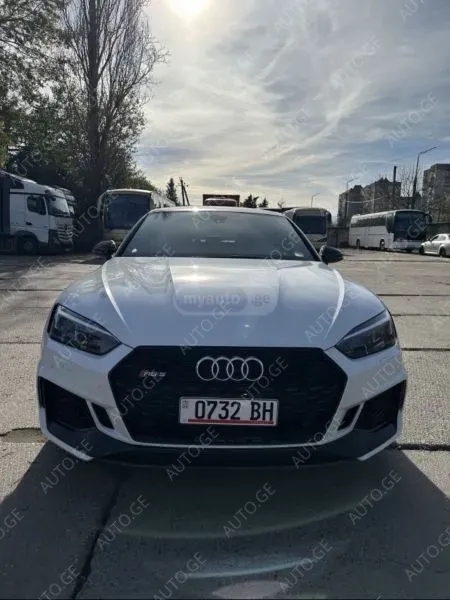 Audi RS5