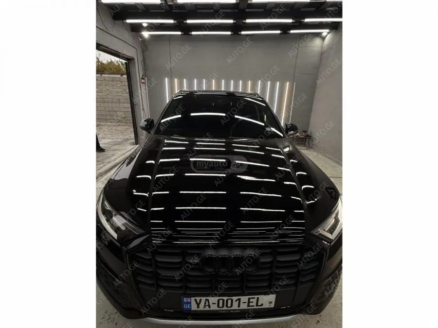 Audi Q7 2020 — photo 2