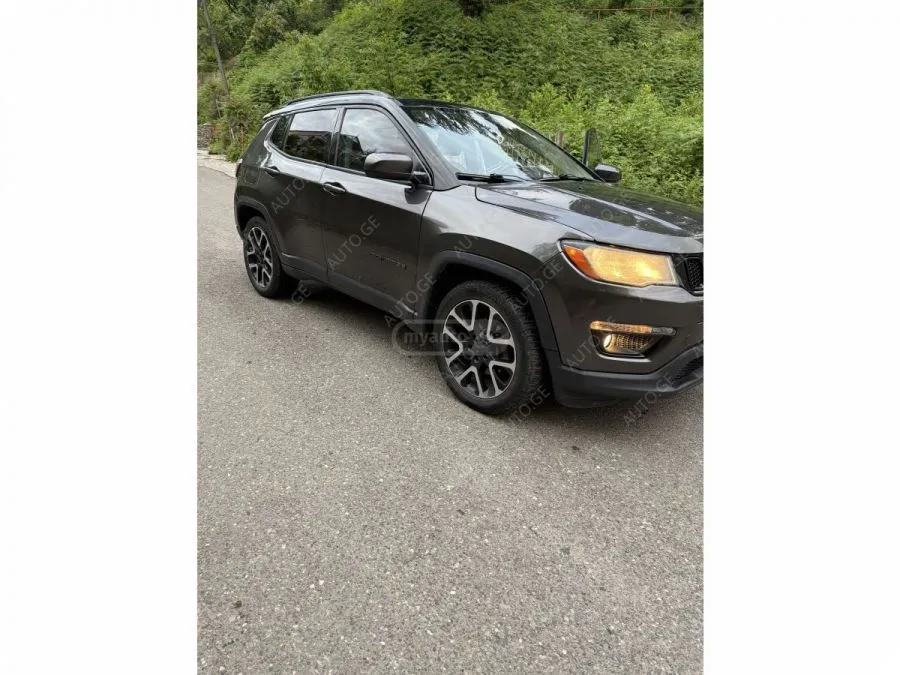 Jeep Compass 2018 — photo 2