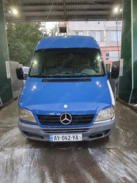 Mercedes-Benz Sprinter 2002 — photo 2