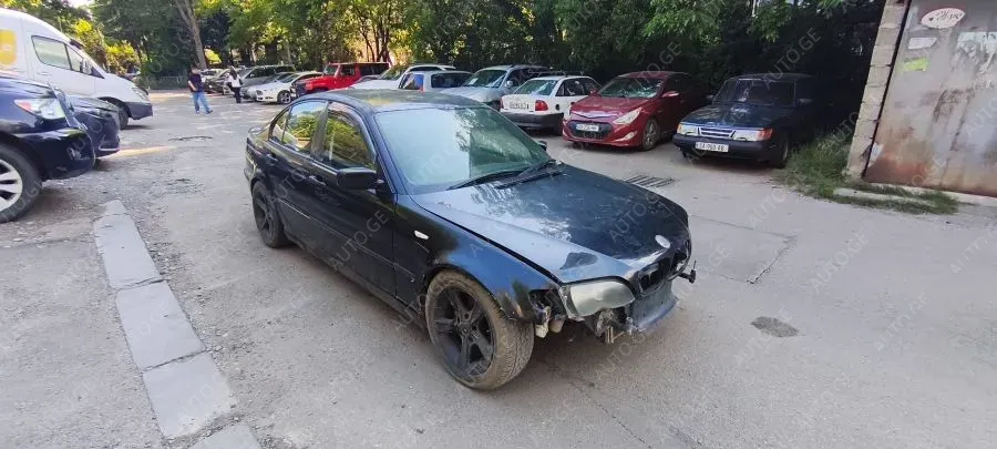 BMW 320 2004 — photo 2