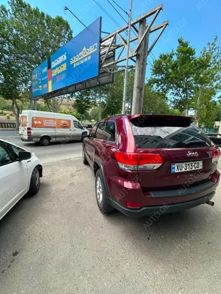 Jeep Grand Cherokee 2018 — photo 2