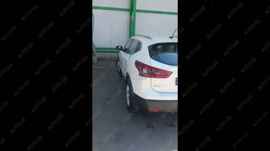 Nissan Rogue 2020 — photo 2