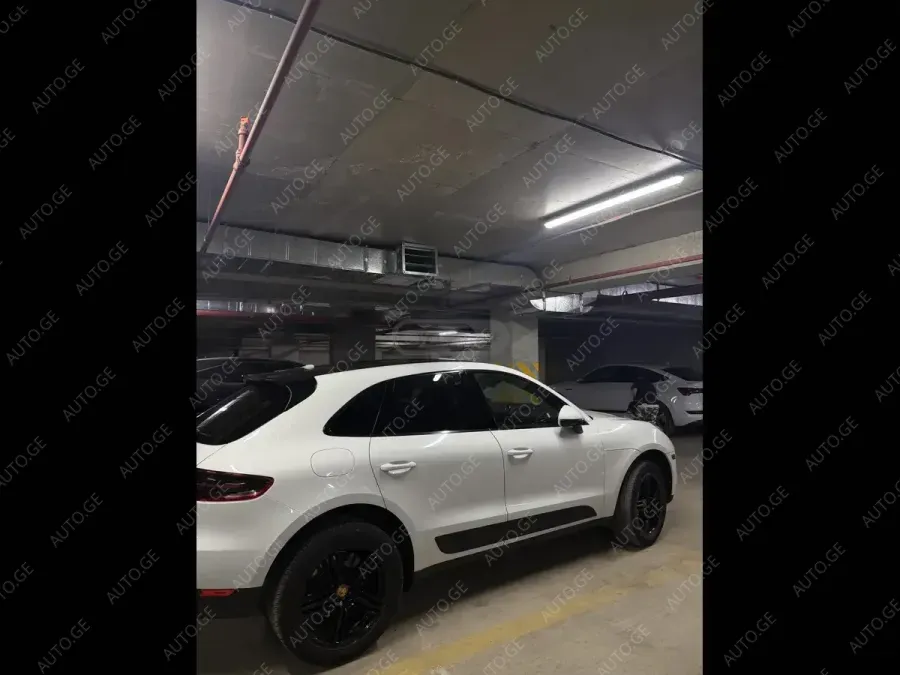 Porsche Macan 2016 — photo 2