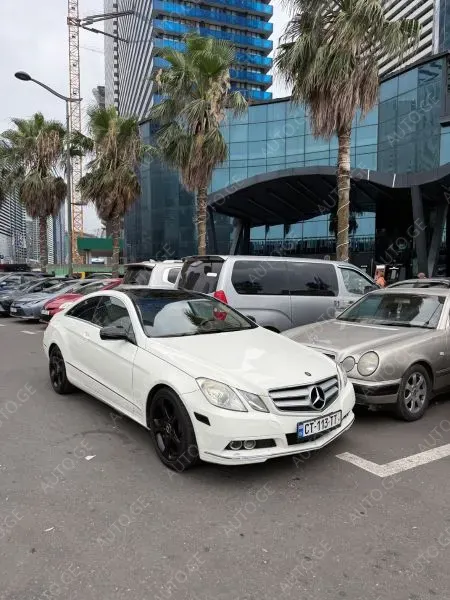 Mercedes-Benz E-350C