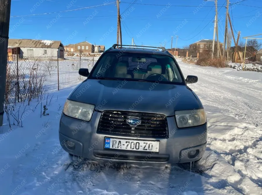 Subaru Forester 2006 — photo 2