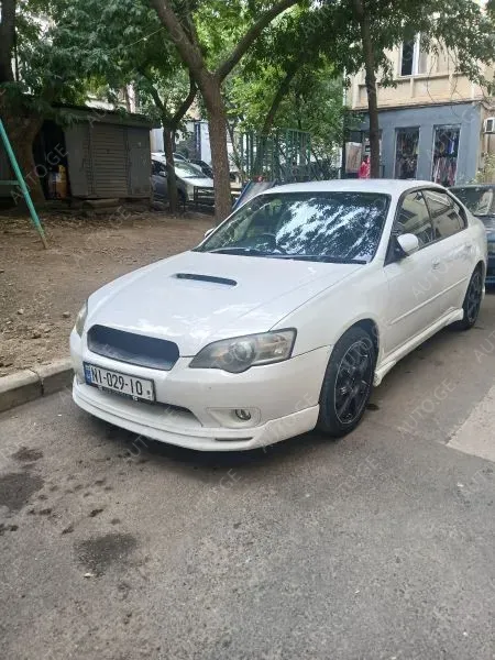 Subaru Legacy 2003 — photo 2