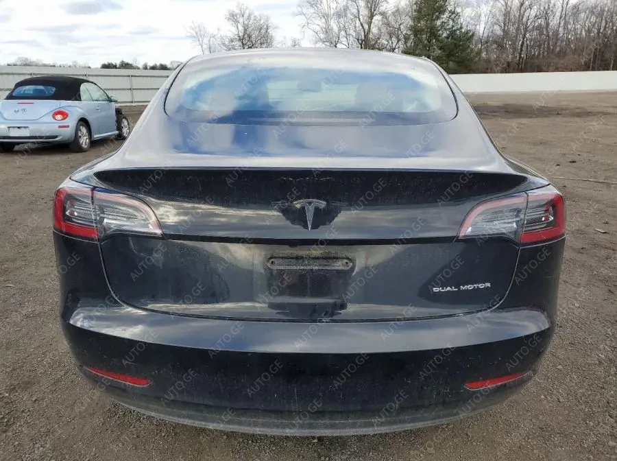 Tesla Model-3-Tesla