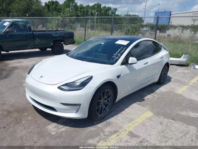 Tesla Model-3-Tesla 2021 — photo 2