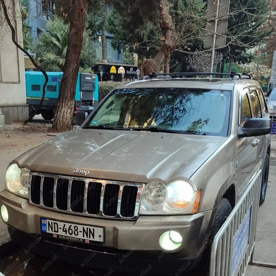 Jeep Grand Cherokee 2005 — photo 2