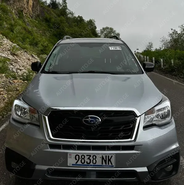 Subaru Forester 2017 — photo 2