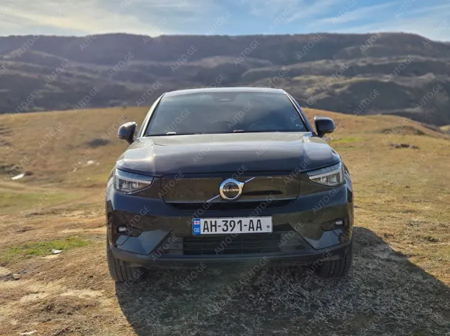 Volvo-Sp Xc40 2023 — photo 2