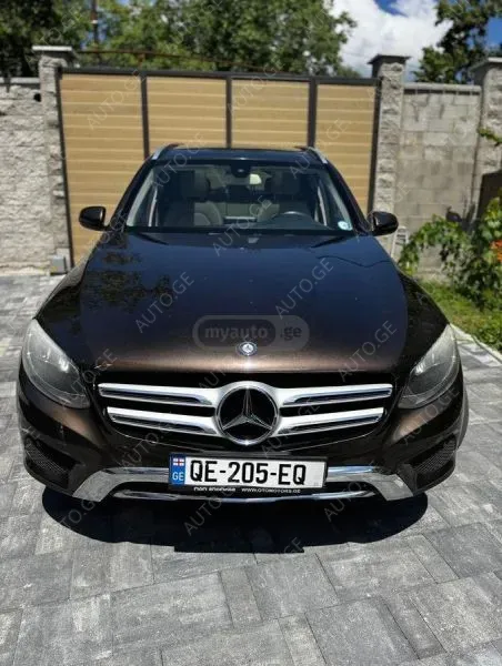 Mercedes-Benz 300-Glc