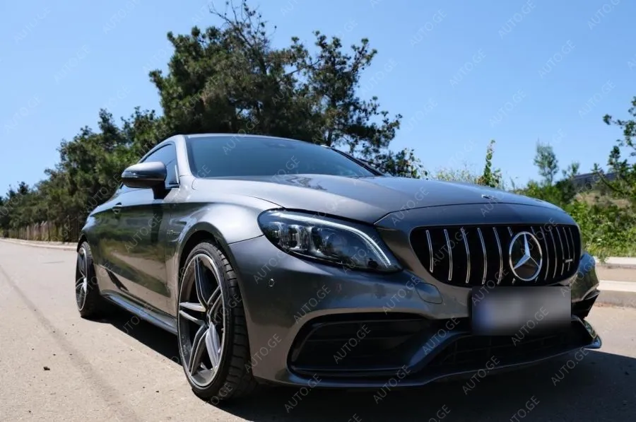 Mercedes-Benz C 63 AMG