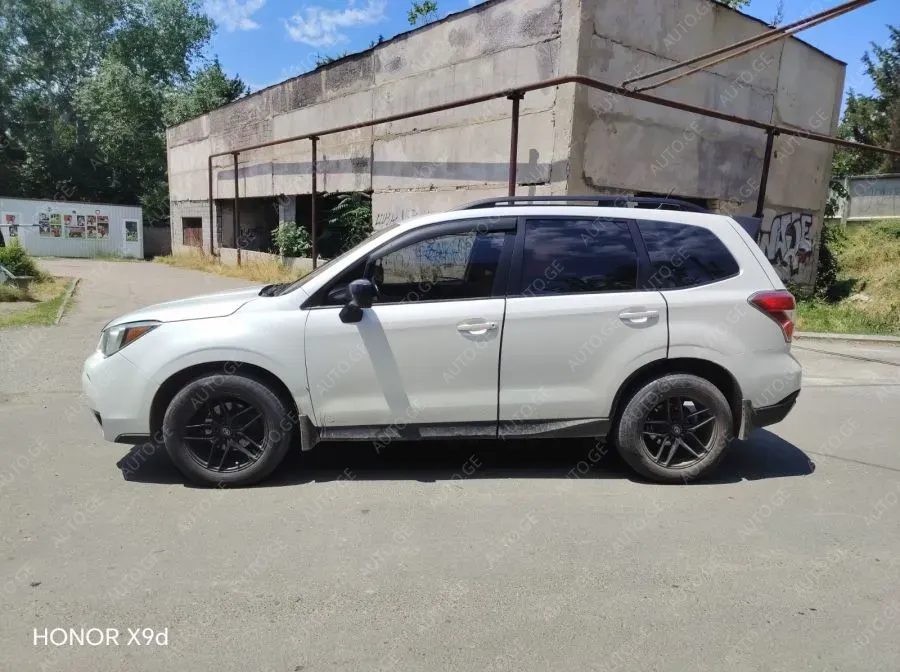 Subaru Forester 2013 — photo 2