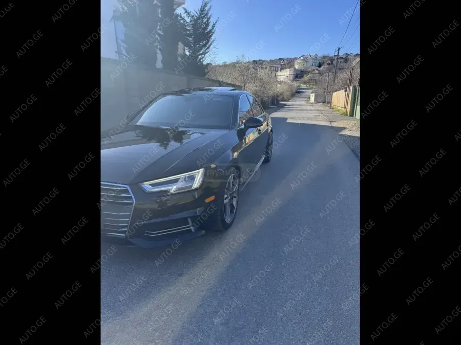 Audi A4 2017 — photo 2