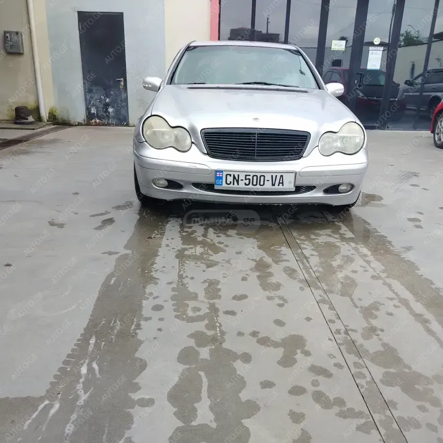 Mercedes-Benz C-180C