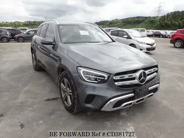 Mercedes-Benz 220-Glc