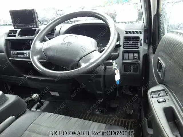 Mazda Bongo 2018 — photo 2