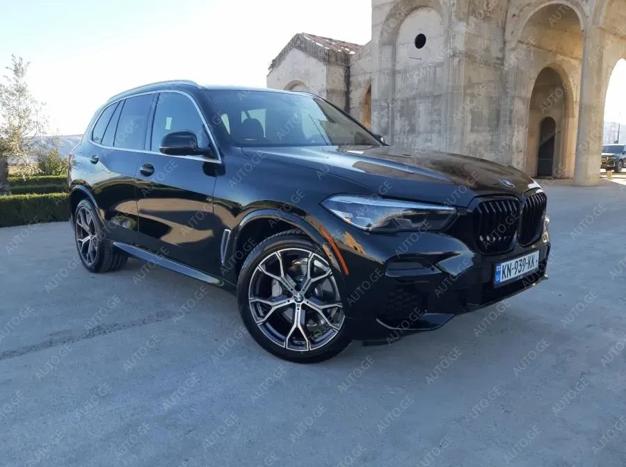 BMW X5 2022 — photo 2