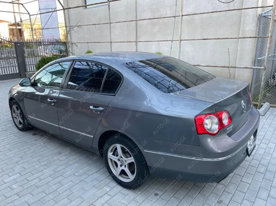 Volkswagen Passat 2006 — photo 2