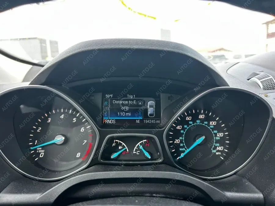 Ford Escape 2014 — photo 2