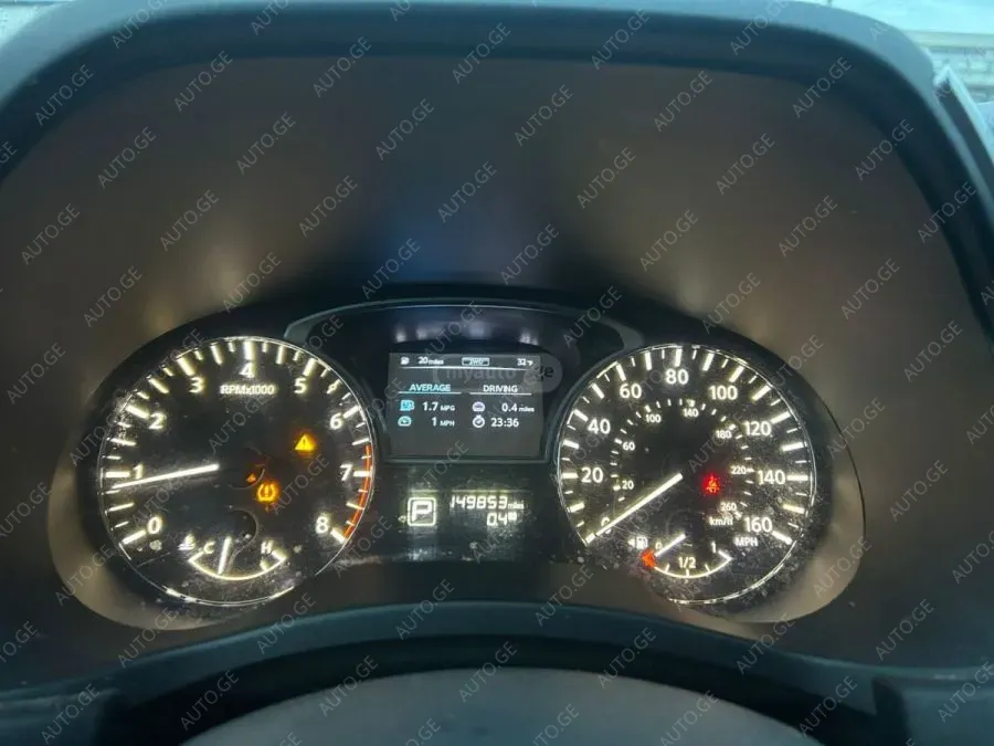 Nissan Pathfinder 2014 — photo 2