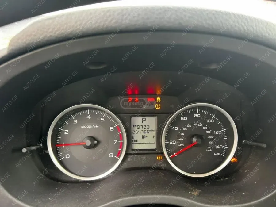 Subaru Forester 2015 — photo 2