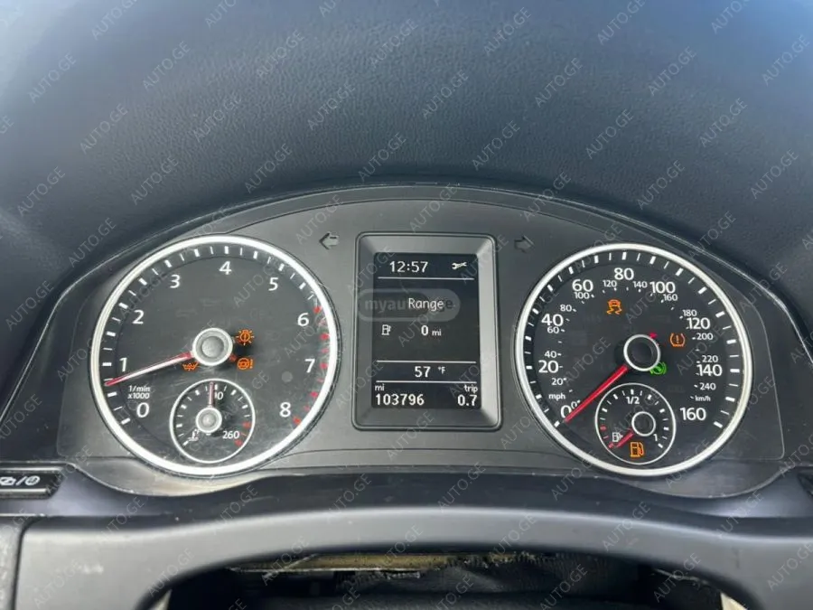 Volkswagen Tiguan 2016 — photo 2