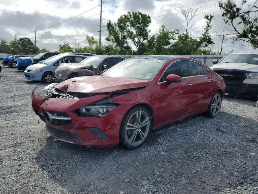 Mercedes-Benz Cla-250C