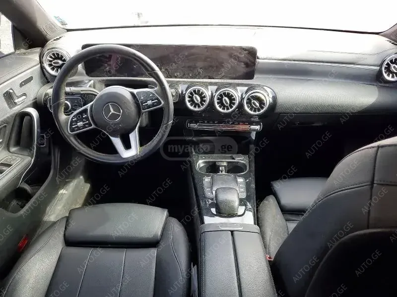 Mercedes-Benz Cla-250C 2021 — photo 2