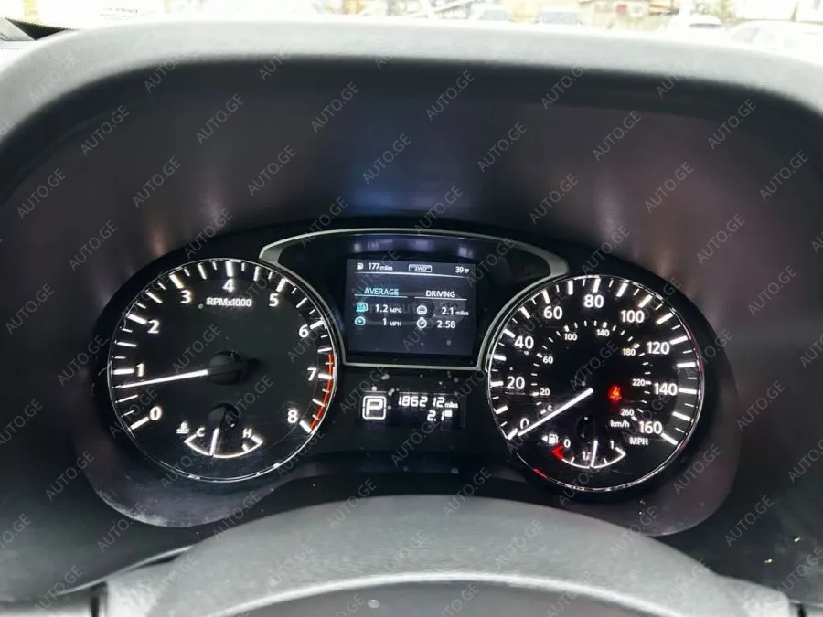 Nissan Pathfinder 2014 — photo 2