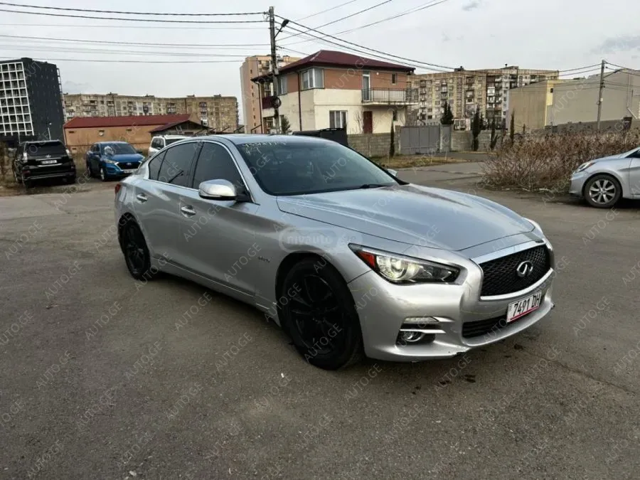 Infiniti Q50