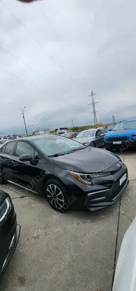 Toyota Corolla 2022 — photo 2
