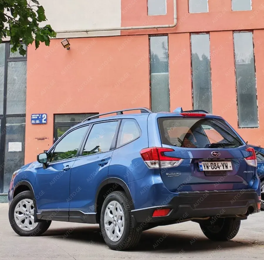 Subaru Forester 2021 — photo 2