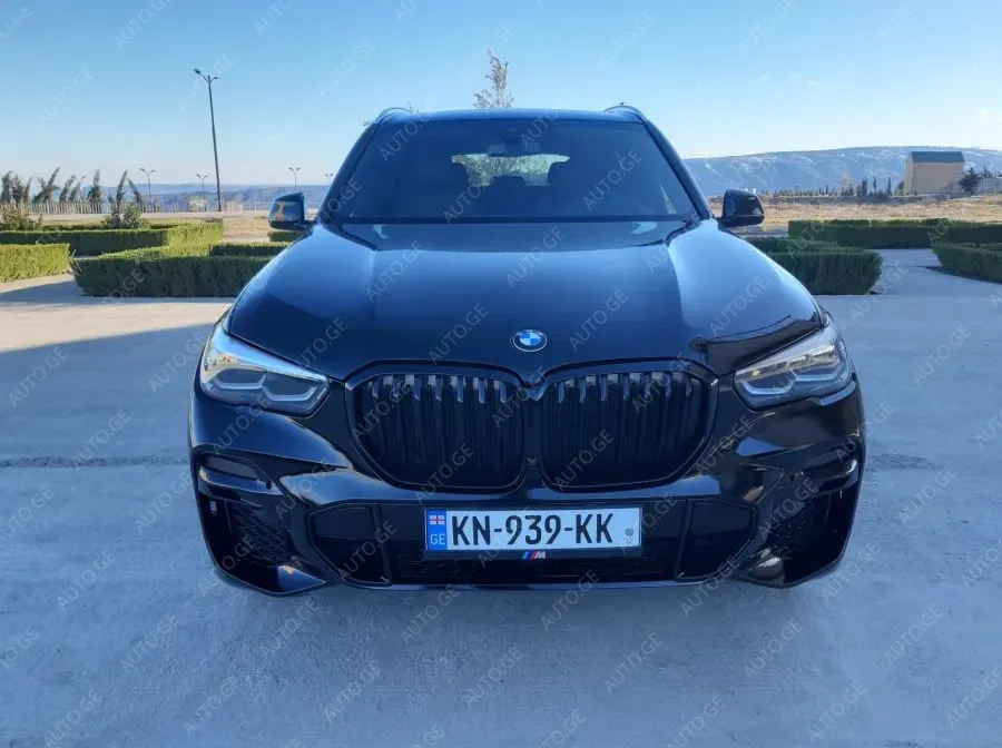 BMW X5 2022 — photo 2