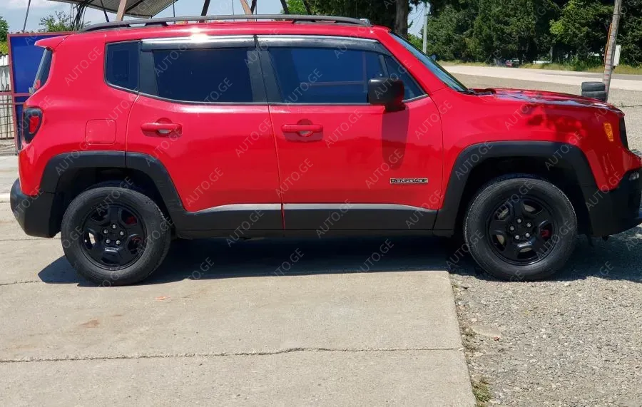 Jeep Renegade 2018 — photo 2