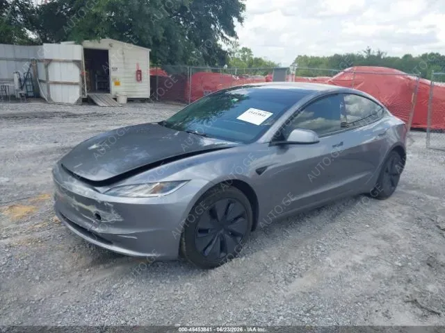 Tesla Model-3-Tesla 2025 — photo 2