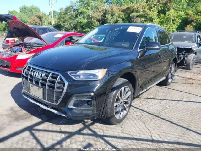 Audi Q5 2021 — photo 2