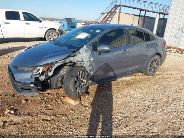 Toyota Corolla 2021 — photo 2