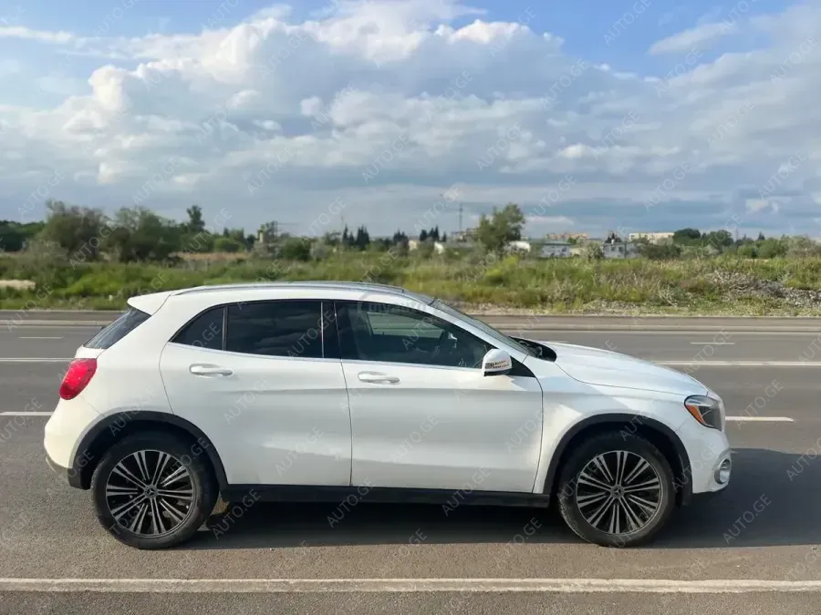 Mercedes-Benz Gla-250G