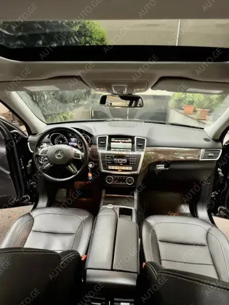 Mercedes-Benz Ml-350S 2014 — photo 2