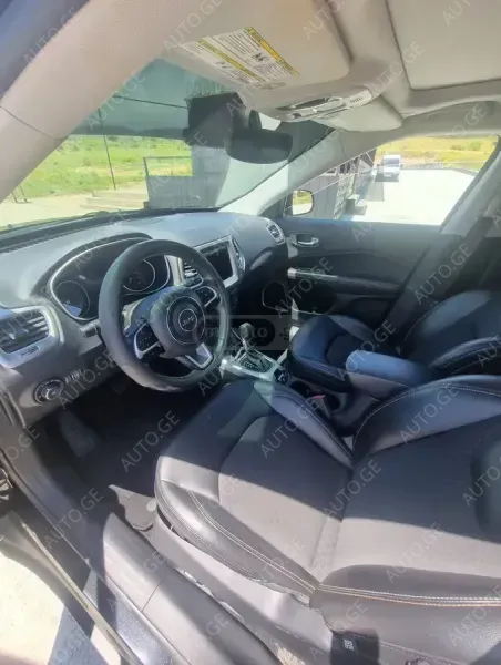 Jeep Compass 2017 — photo 2