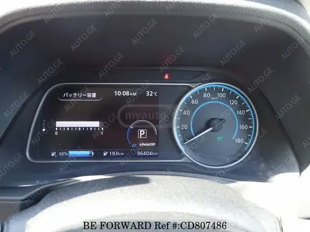 Nissan Leaf 2019 — photo 2