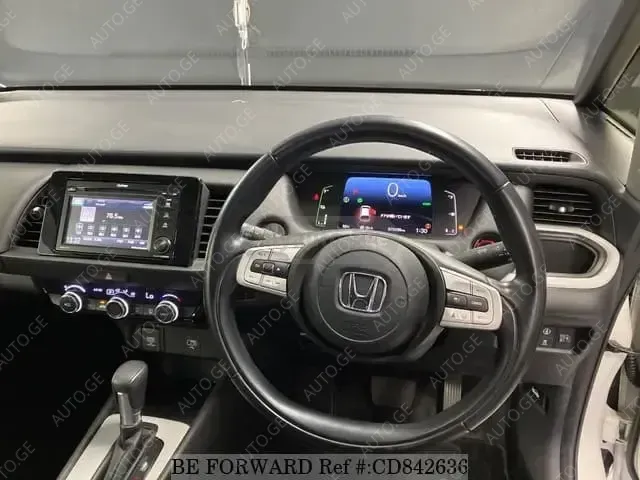 Honda Fit 2021 — photo 2