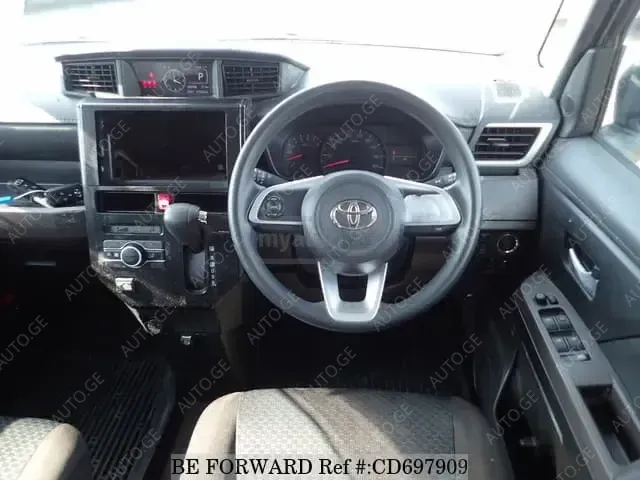 Toyota Raum 2021 — photo 2