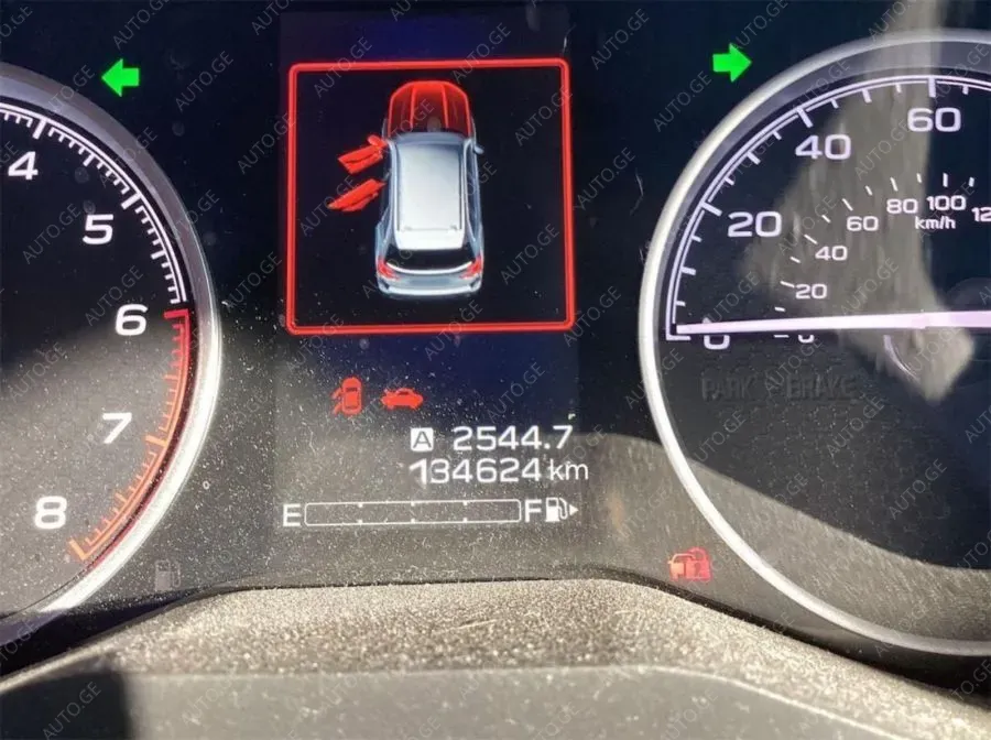 Subaru Forester 2019 — photo 2